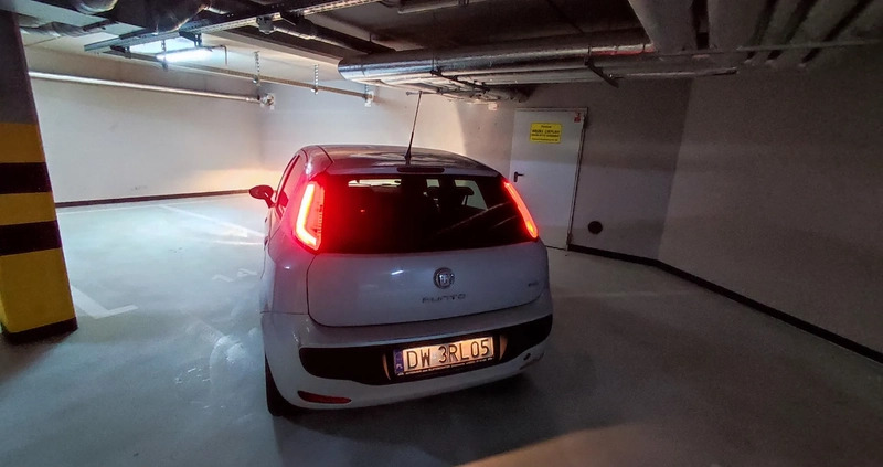 Fiat Punto cena 16500 przebieg: 160901, rok produkcji 2010 z Wrocław małe 56